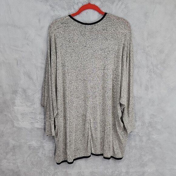 Janet Chung short sleeve cardigan size L - Picture 4 of 5